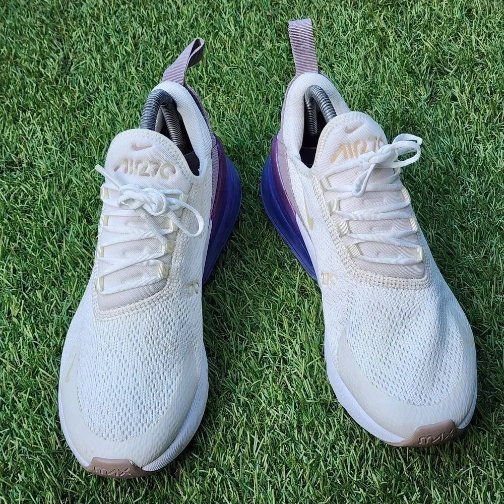 NIKE AIR MAX 270 - Women's Sneakers - SIZE 7.5